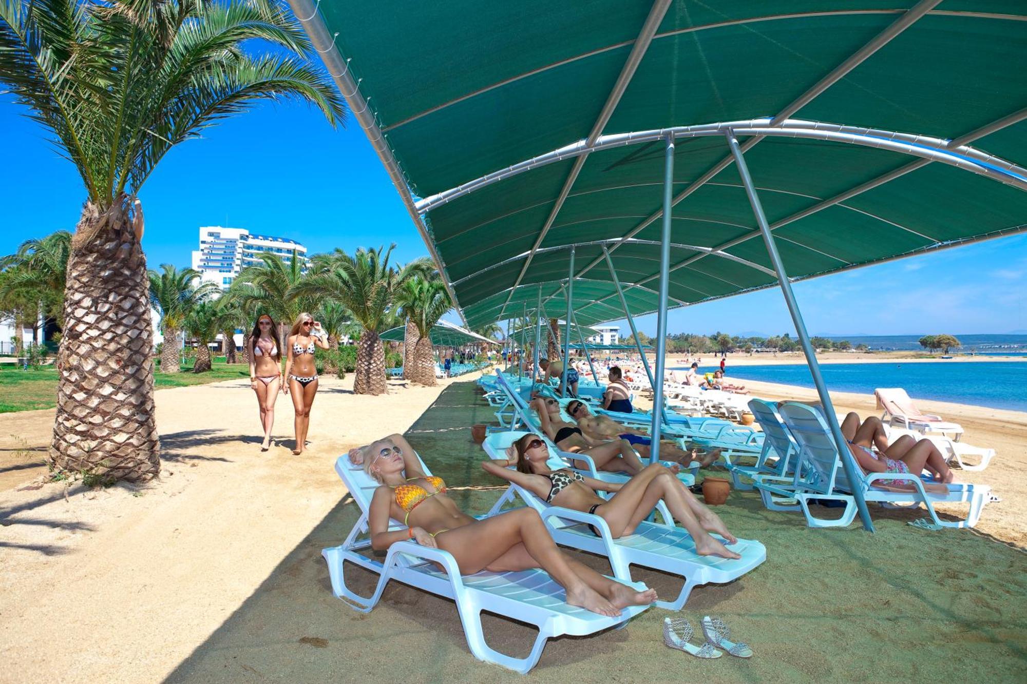 Venosa Beach Resort & Spa Дидим Екстериор снимка